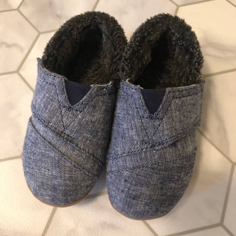 Toms toddler slippers